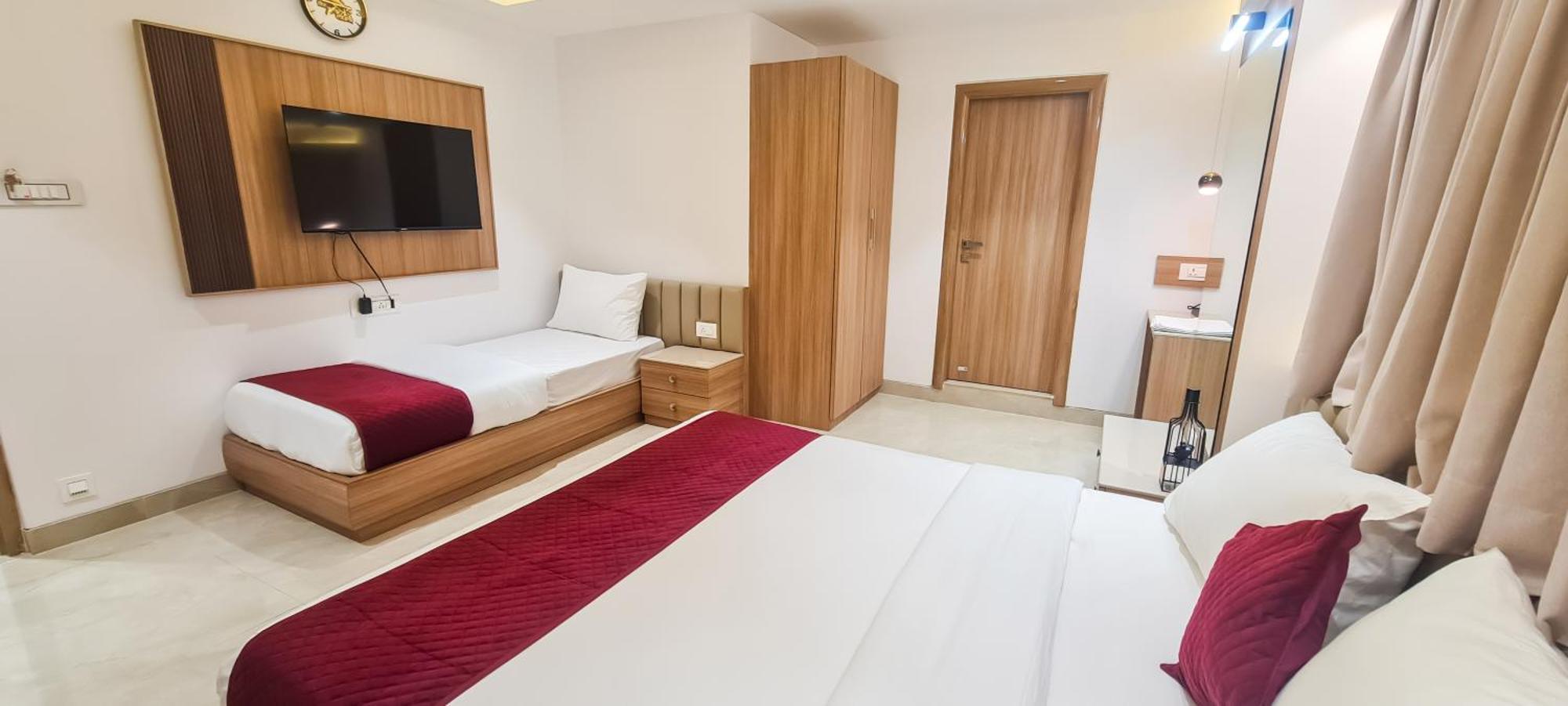 סוראט Hotel The Grand Murli מראה חיצוני תמונה