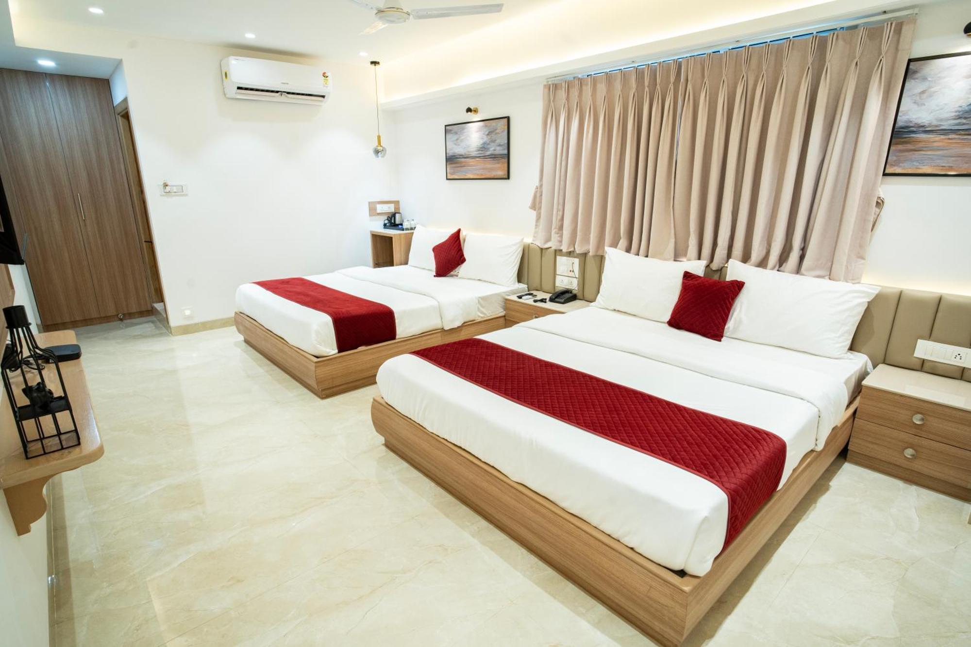סוראט Hotel The Grand Murli מראה חיצוני תמונה