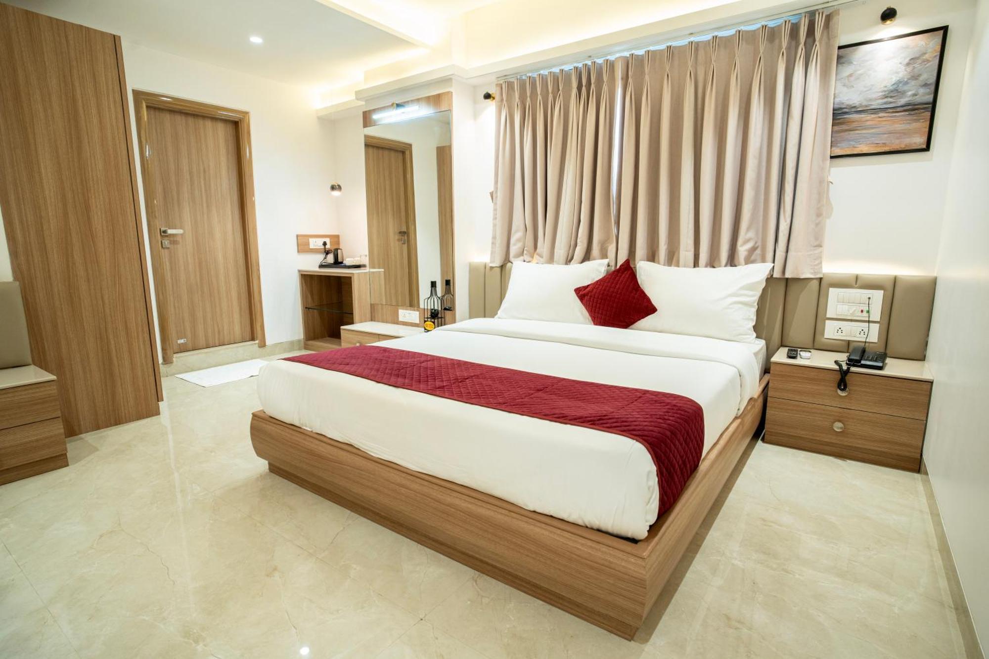 סוראט Hotel The Grand Murli מראה חיצוני תמונה
